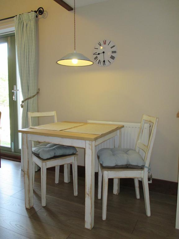 Faebuie Cottages Долкричарт Номер фото